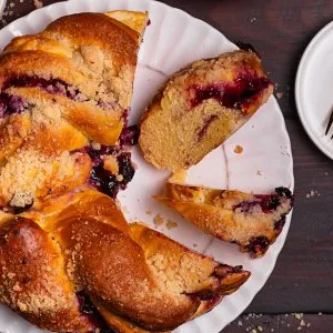 Wianek z Serem Twarogowym i Porzeczka 630 g